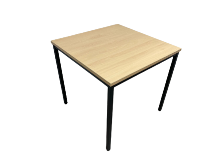 Partij! 4x Tafel 80x80 + 8 stoelen