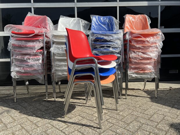 WK stoelen rood wit blauw oranje