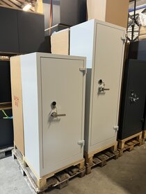 Brandkast Baseline Small H150 x B70 x D55 grijs